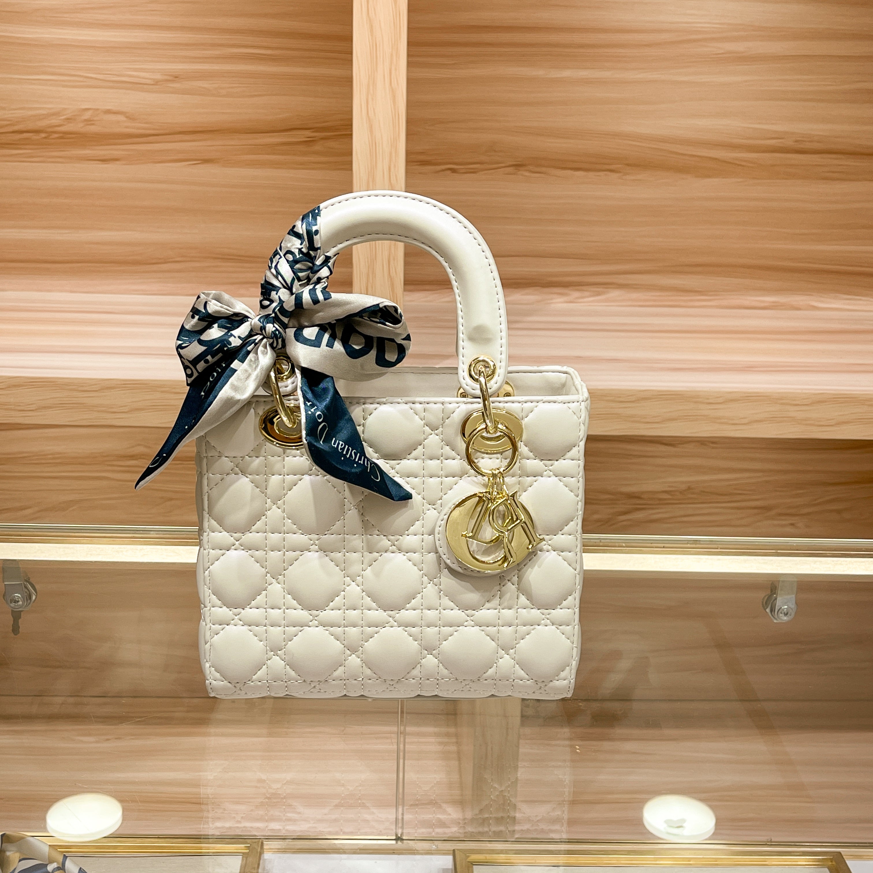 Lumina Diana Quilted Bag